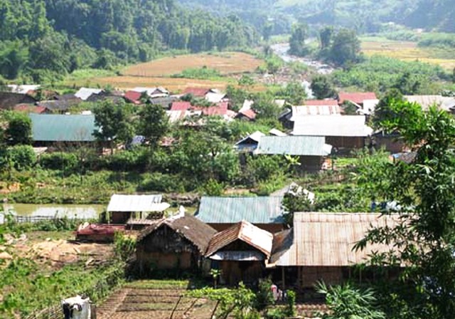 Nho Quan có 7/7 xã vùng đồng bào dân tộc thiểu số về đích nông thôn mới